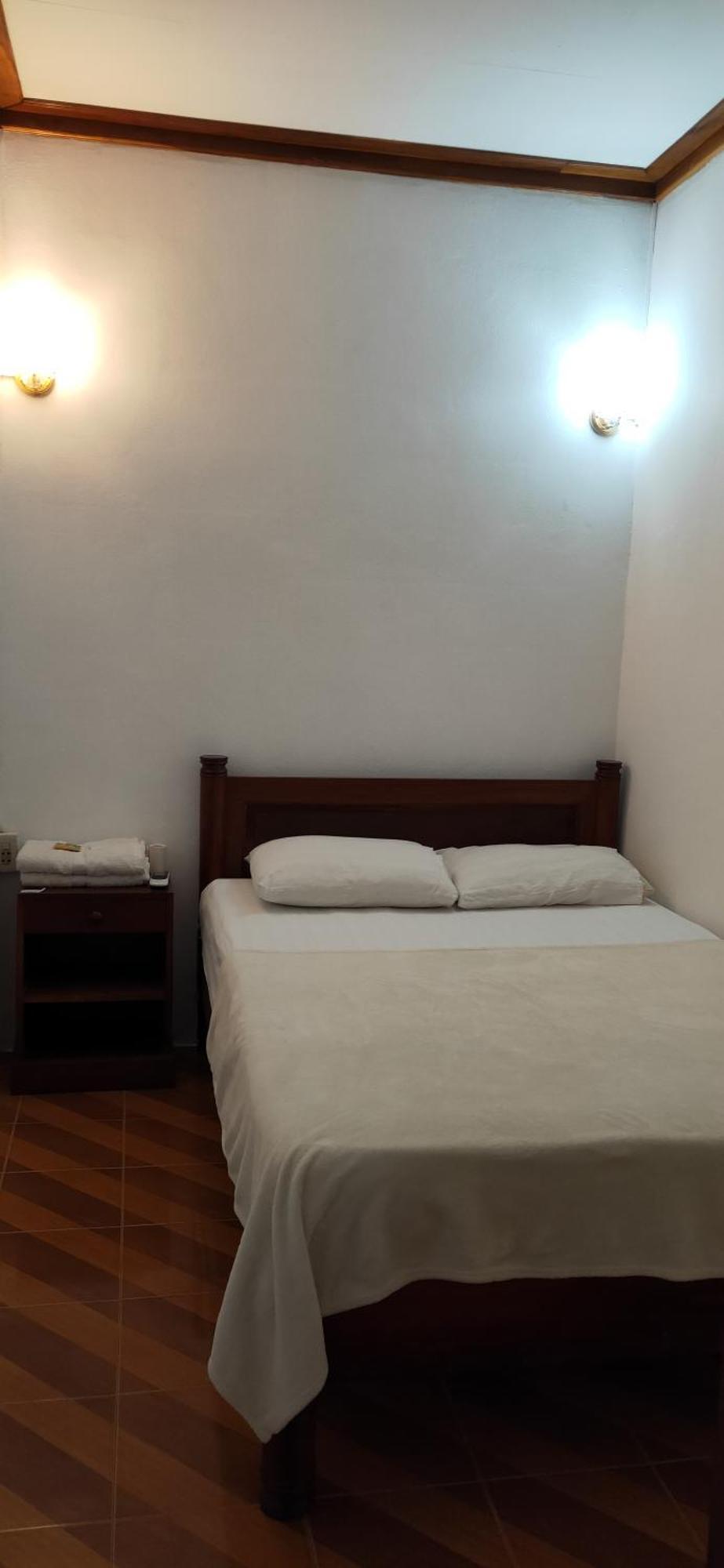 לואנג פרבאנג Phousi Guesthouse 2 מראה חיצוני תמונה