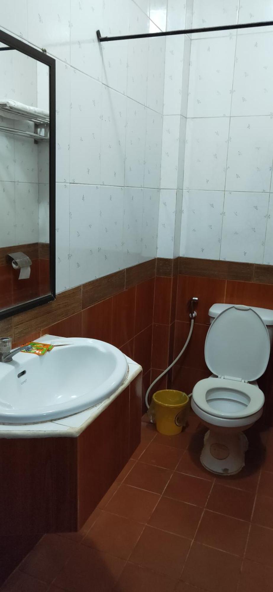 לואנג פרבאנג Phousi Guesthouse 2 חדר תמונה