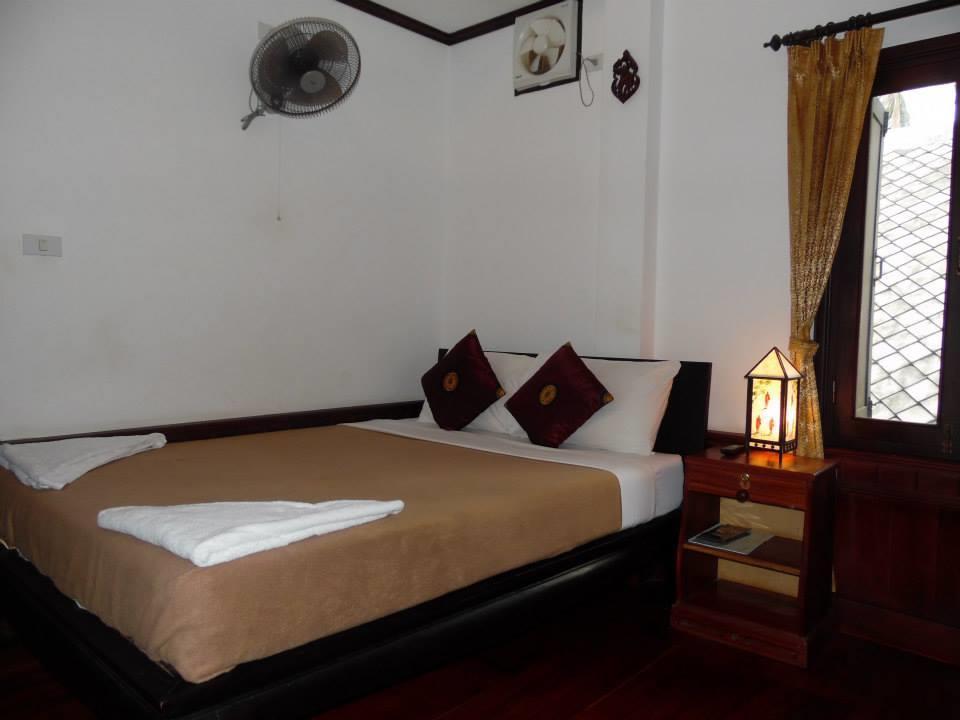 לואנג פרבאנג Phousi Guesthouse 2 מראה חיצוני תמונה