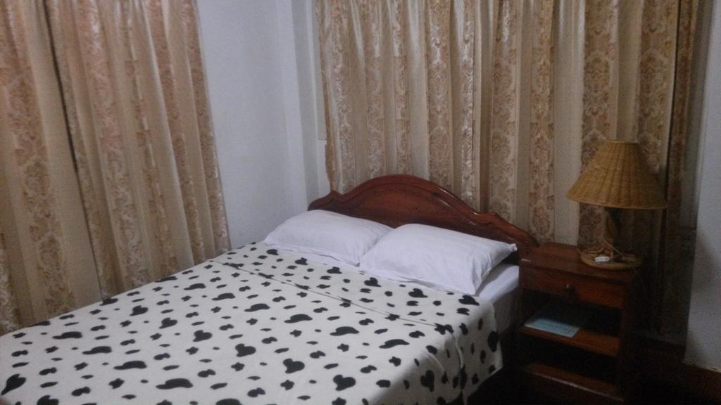 לואנג פרבאנג Phousi Guesthouse 2 מראה חיצוני תמונה